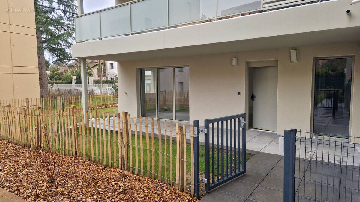 Appartement à TASSIN-LA-DEMI-LUNE