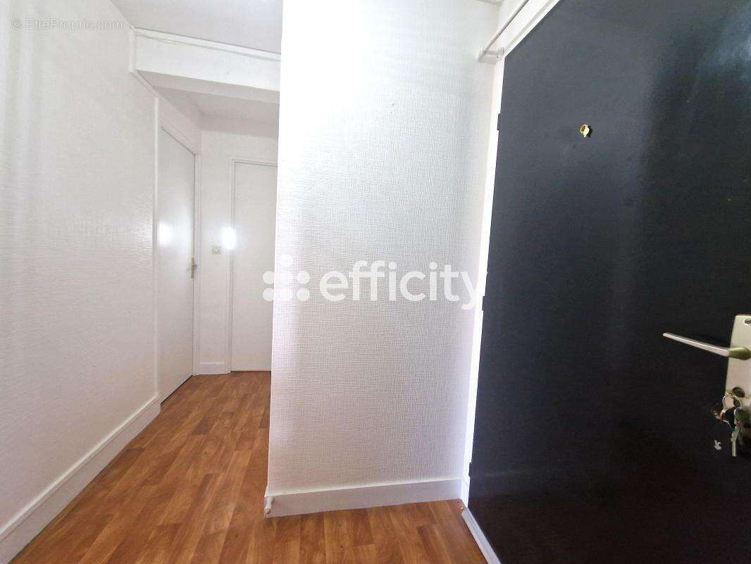 Appartement à SAINTES