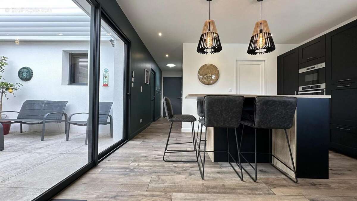 Maison à LA ROCHELLE