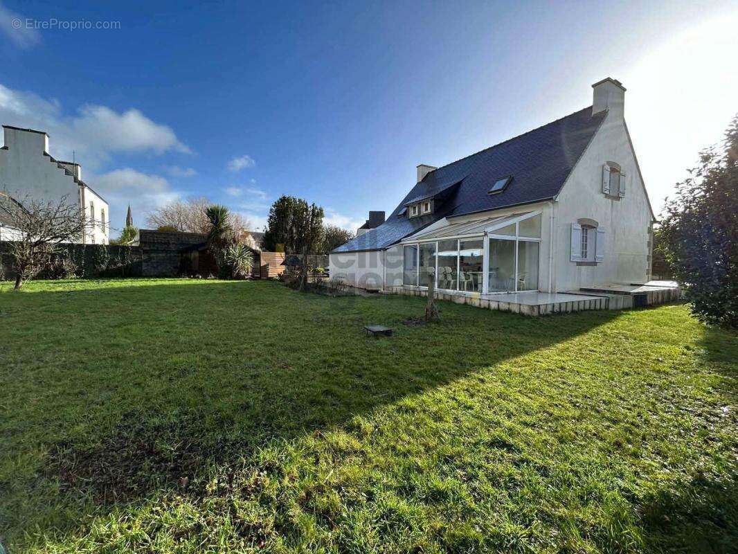 Maison à PLOUHINEC