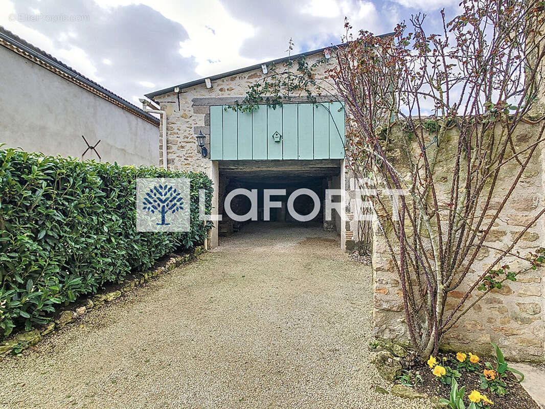 Maison à AIRVAULT