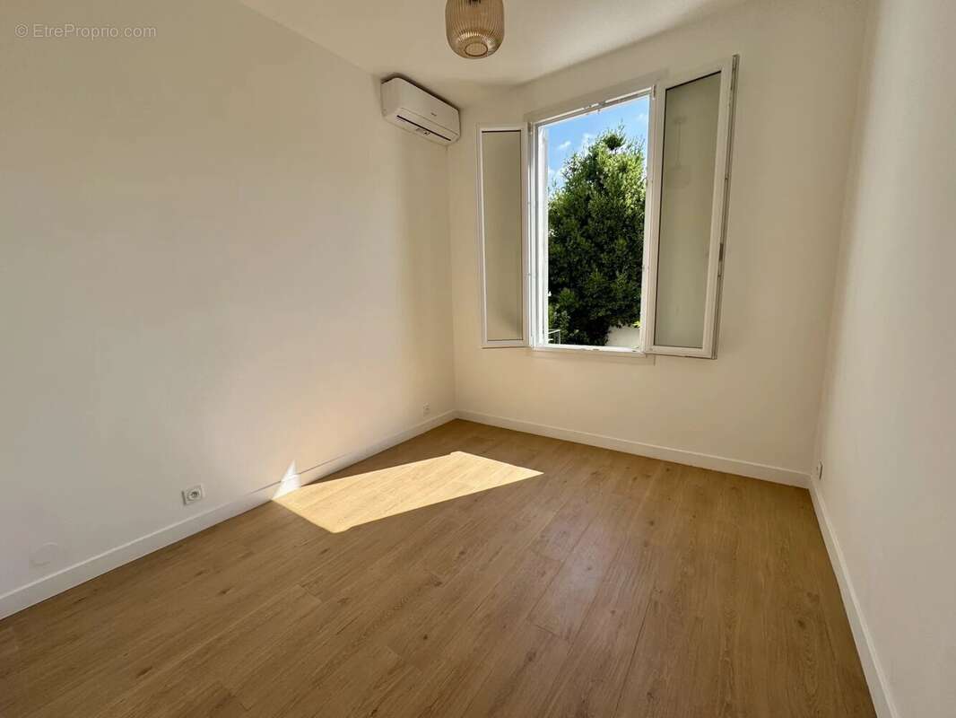 Cannes vente 3 pièces au calme absolu dans maison bourgeoise - photo 8