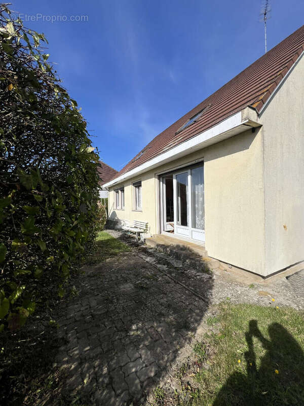 Maison à VILLERS-SOUS-SAINT-LEU
