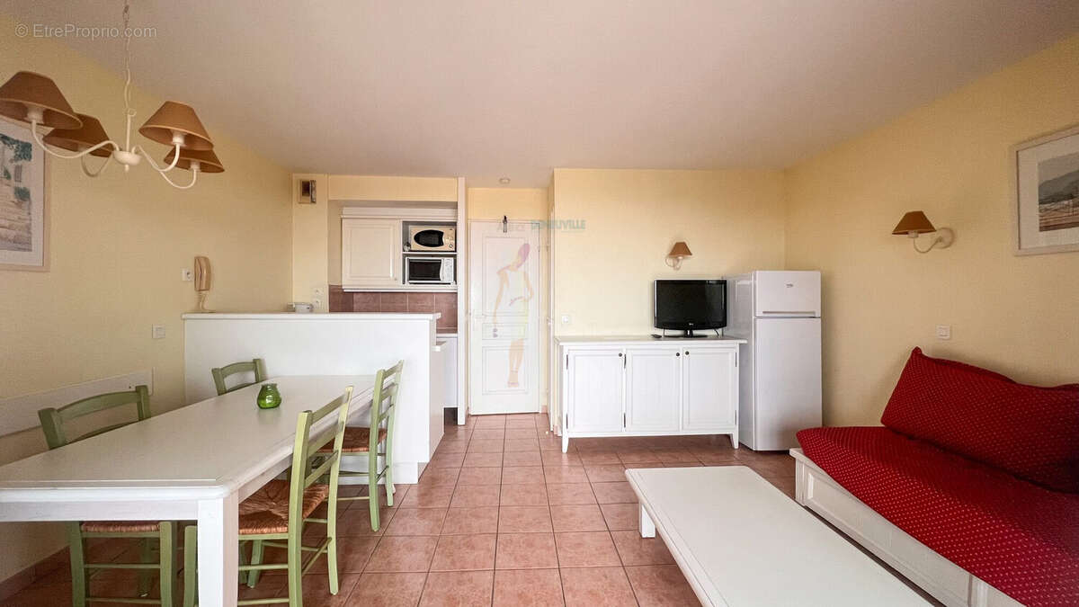 Appartement à LES ISSAMBRES