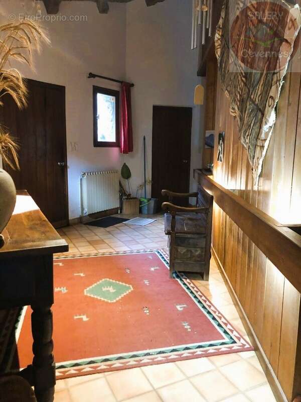 Maison à SAINTE-CROIX-VALLEE-FRANCAISE