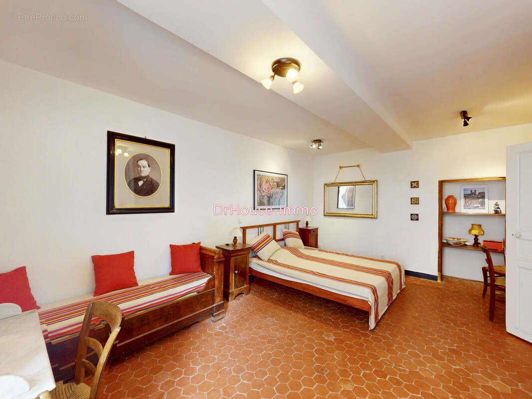 Maison à LA GARDE-FREINET