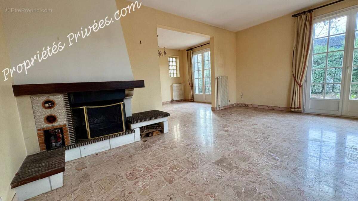 Maison à VINEUIL