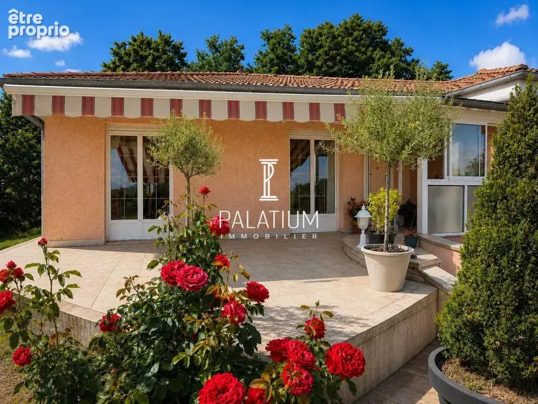Villa provençale avec vaste terrasse et vue dégagée - photo 2