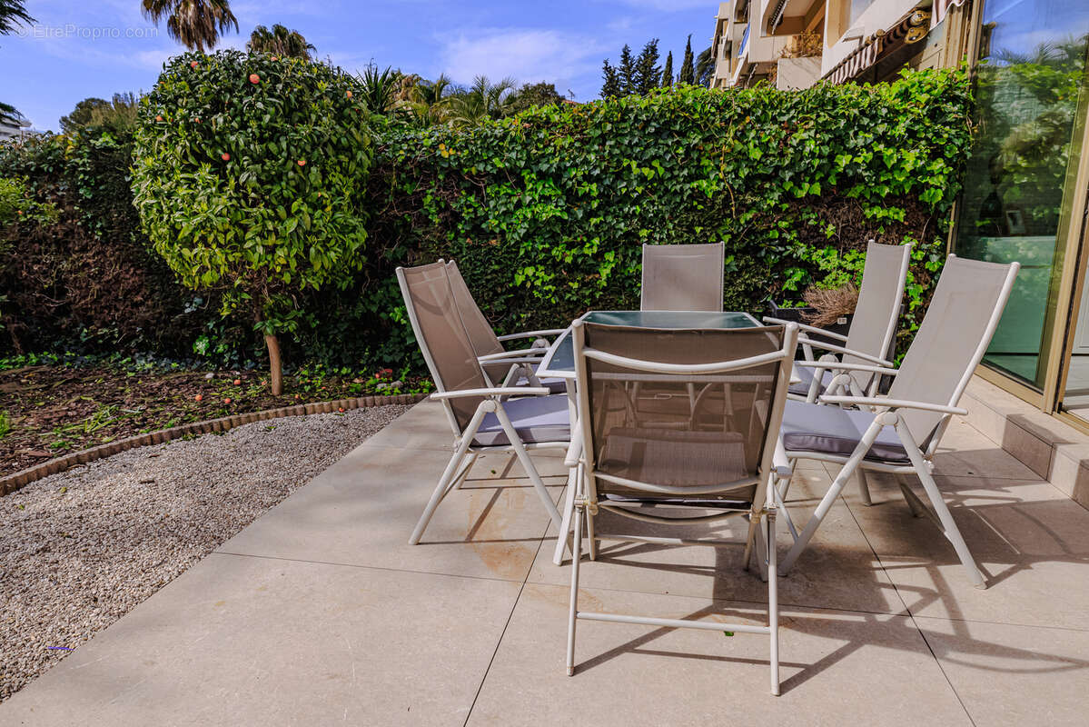 Appartement à VILLENEUVE-LOUBET