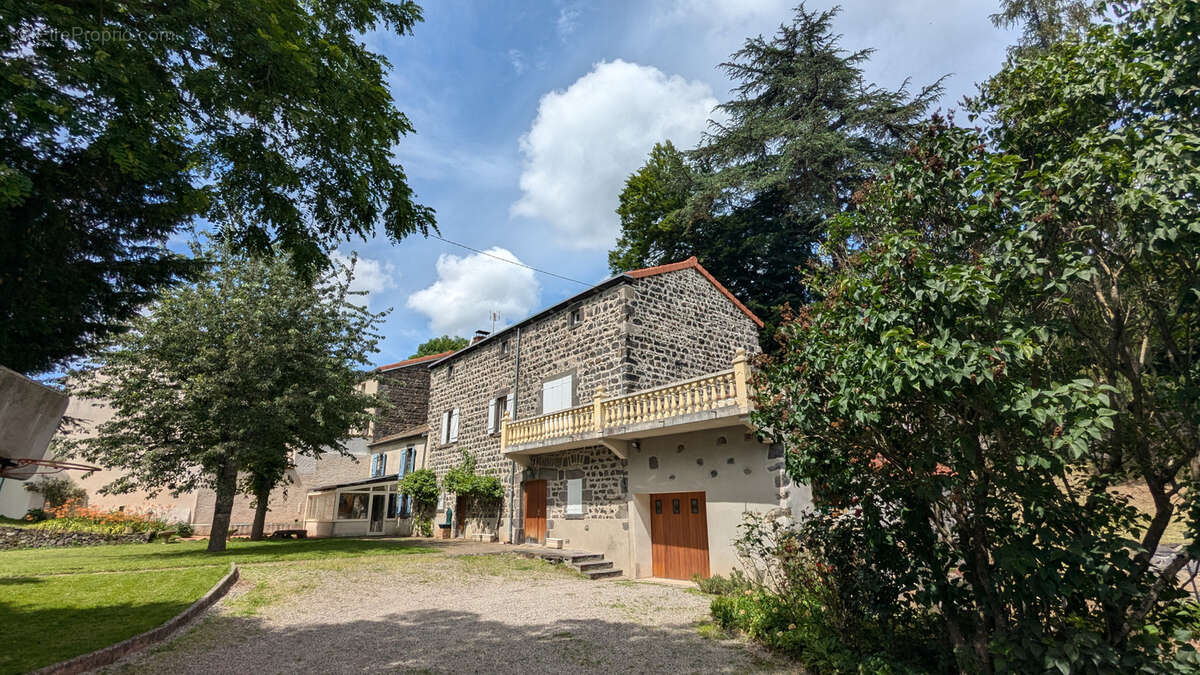Maison à ORCINES