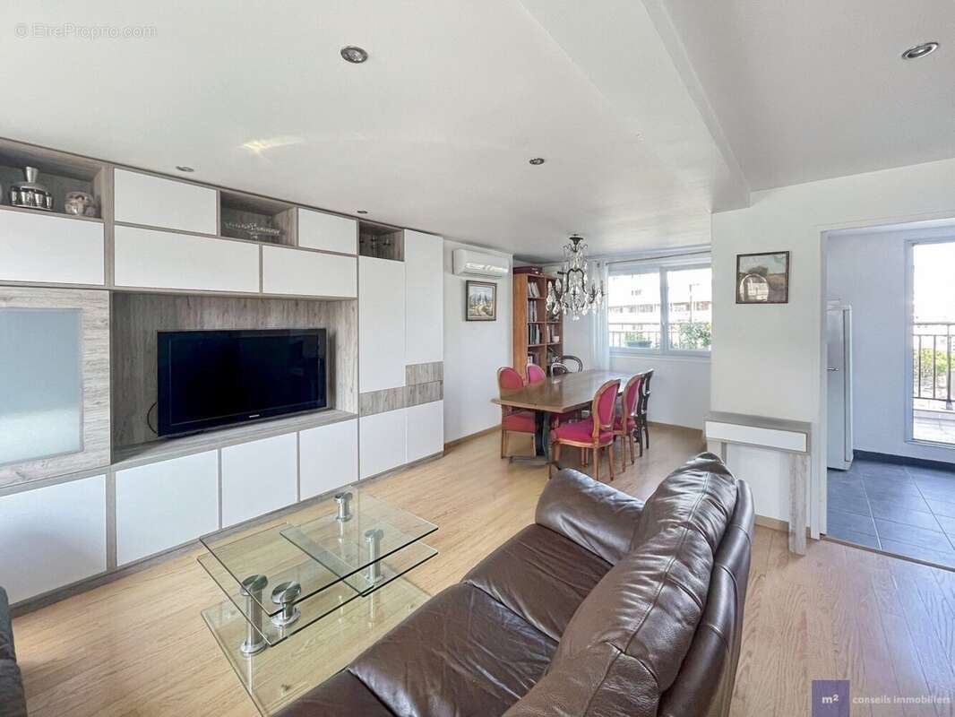 Appartement à ISSY-LES-MOULINEAUX