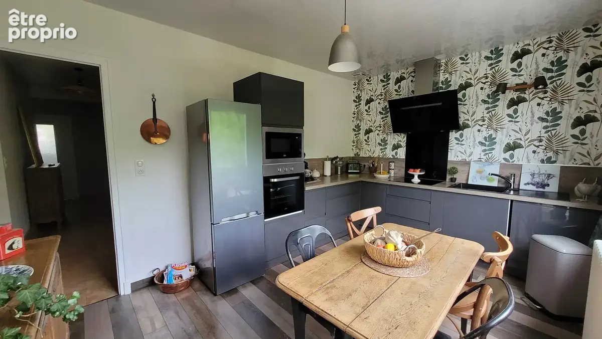 Grande maison familiale avec piscine à Sornay - photo 6