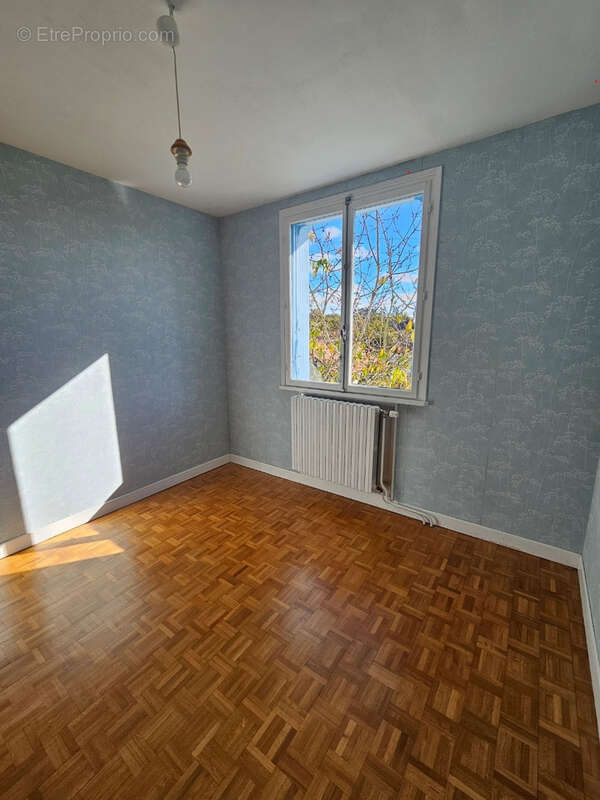 Maison à LA SOUTERRAINE