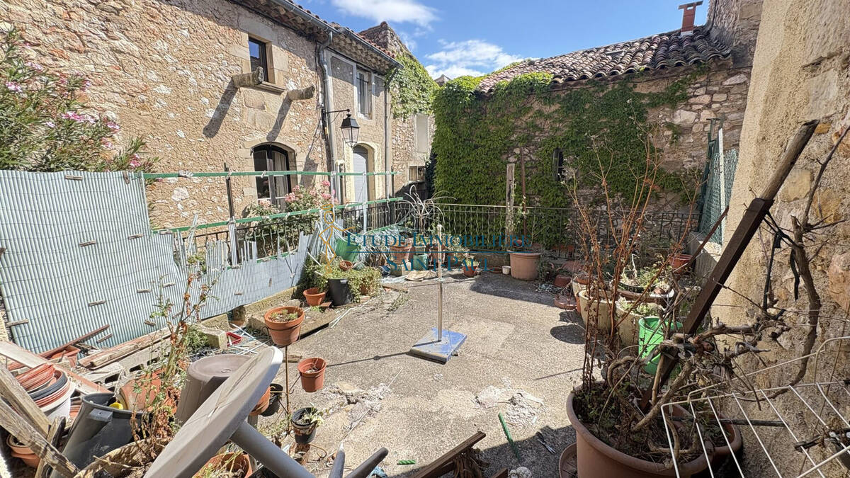 Maison à SAINT-SATURNIN-DE-LUCIAN