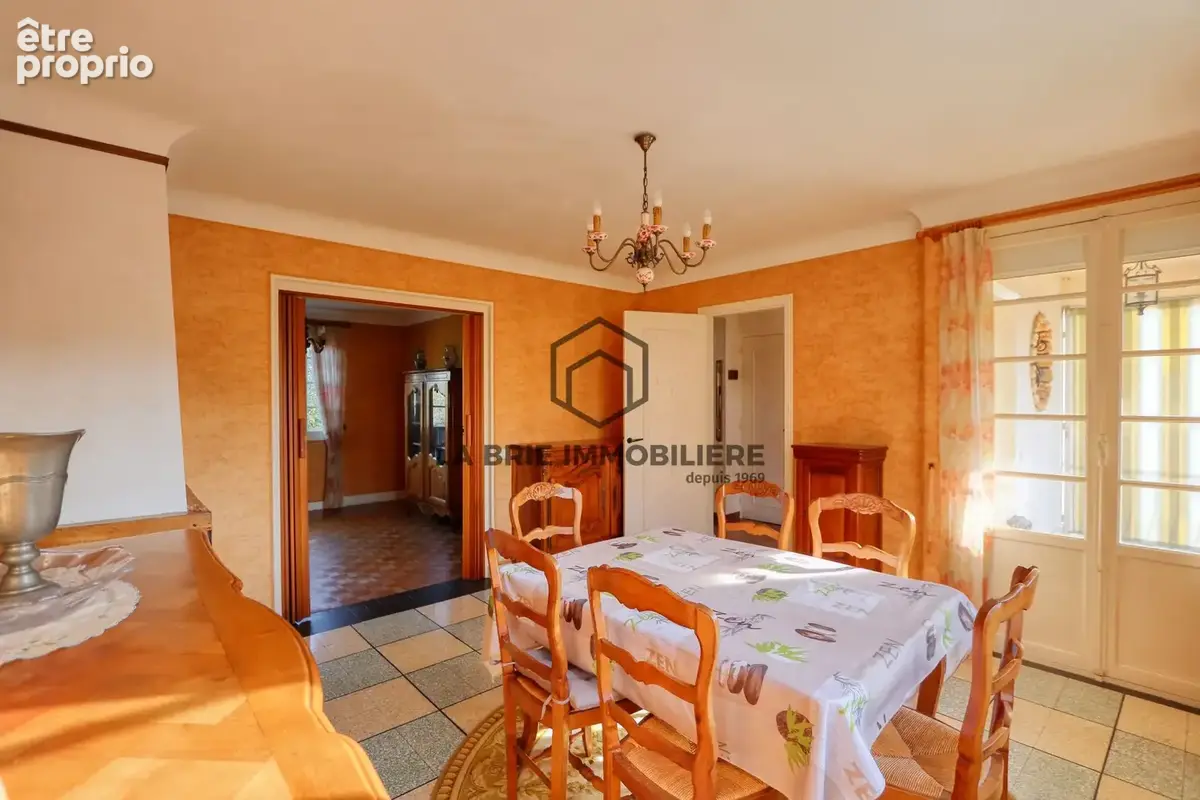 Maison 4 pièces 80 m² à vendre à Varennes-Jarcy (91480) - photo 7