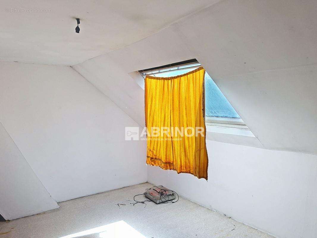 MAISON à rénover- TOURCOING - Métro Phalempins - photo 8