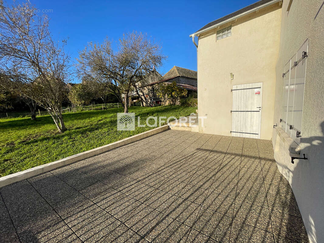 Maison à RIEUPEYROUX