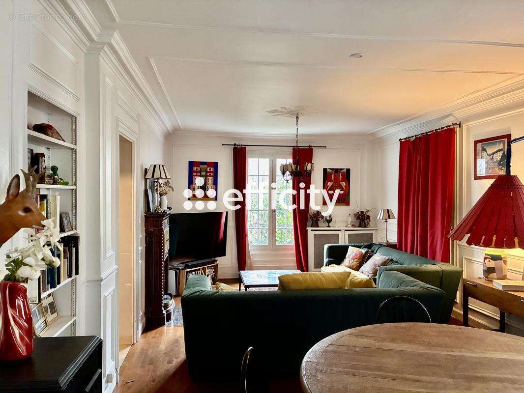 Maison à MARLY-LA-VILLE