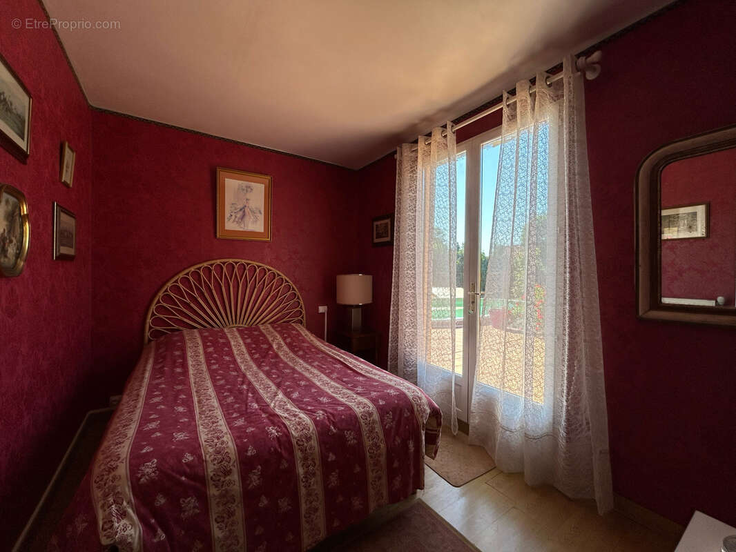 Maison 105 m² à Irai  - photo 5