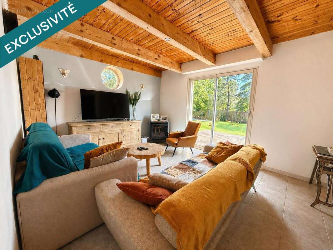 Photo 2 - Maison à SAINT-MAXIMIN-LA-SAINTE-BAUME