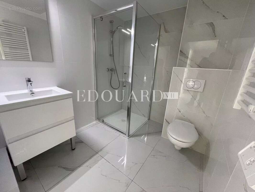 Appartement à ROQUEBRUNE-CAP-MARTIN