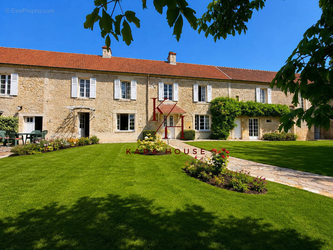 Maison 200 m² à Herouvillette  - photo 2