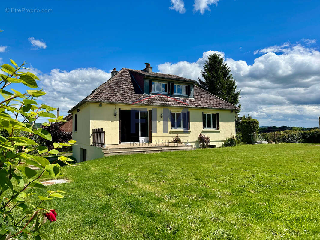 Maison à NEUFCHATEL-EN-BRAY