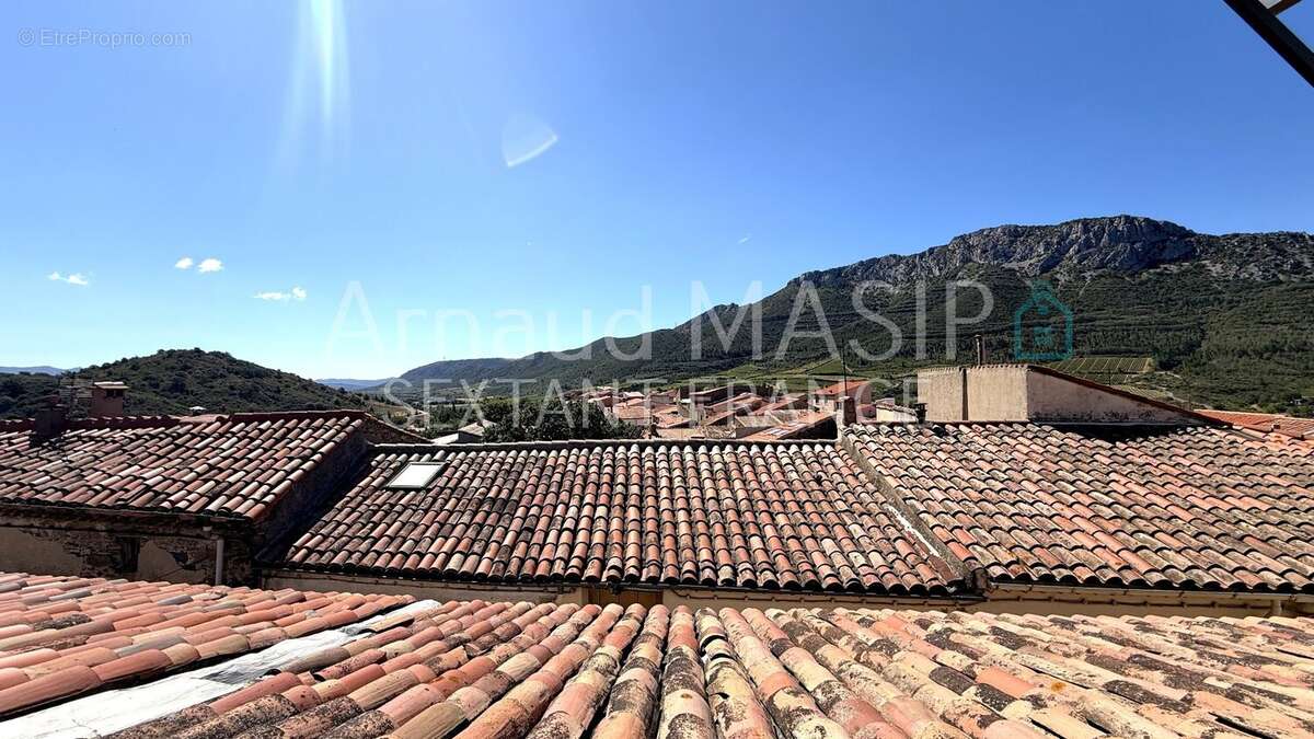 Charmante maison de village entierement renovee, garage, terrasse, jolie vue - photo 16