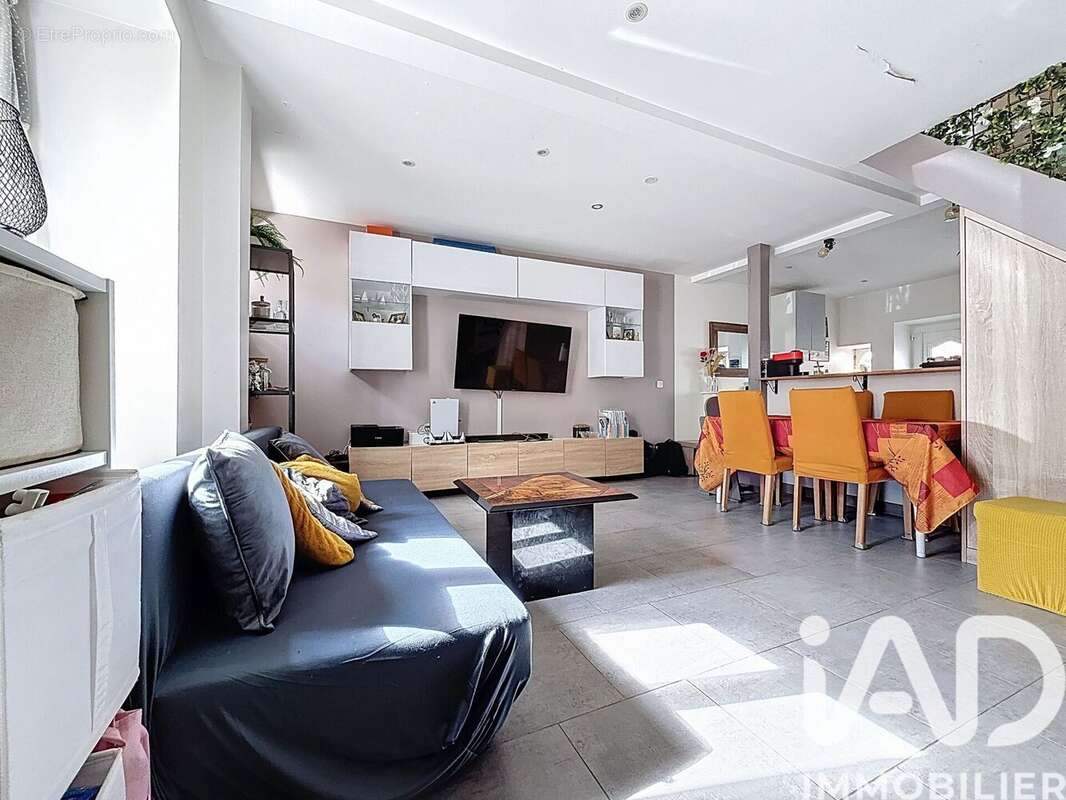 Photo 3 - Maison à JANVILLE-SUR-JUINE