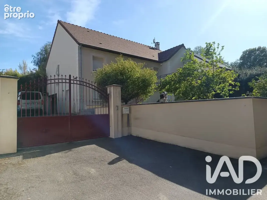 Photo 1 - Maison à PARON