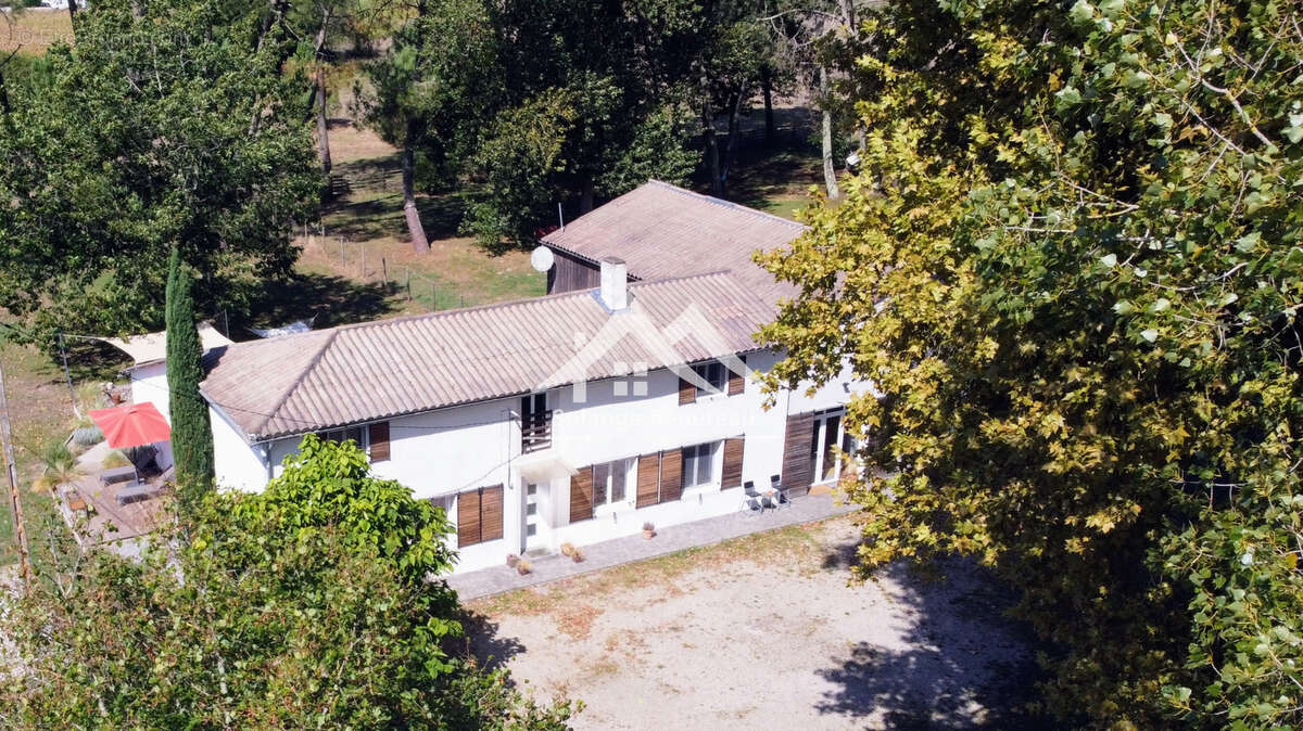 Maison à GREZET-CAVAGNAN