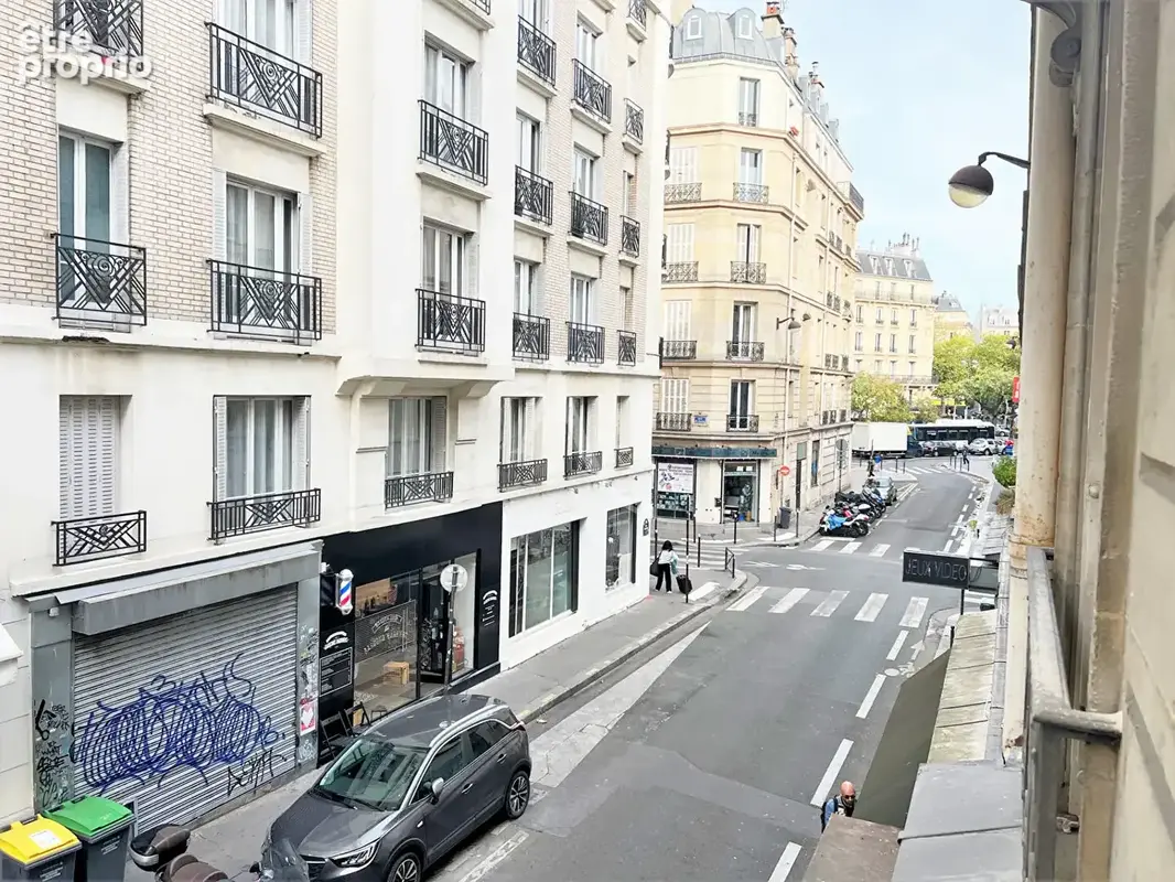 Vivre Paris en famille : 105 m² de charme et de potentiel - photo 12