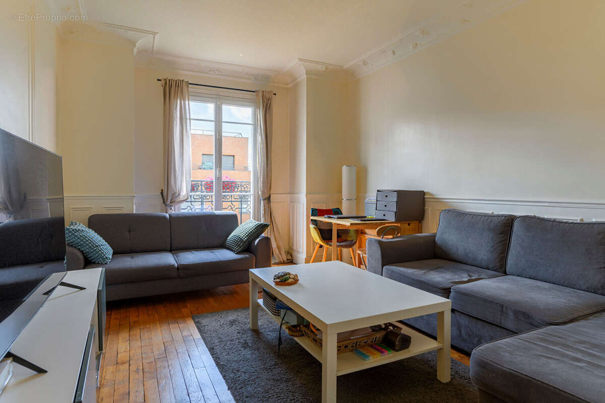 Appartement à PARIS-15E