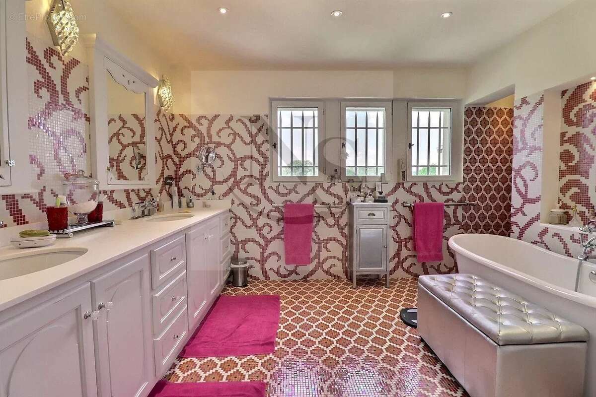 Maison à MAUSSANE-LES-ALPILLES