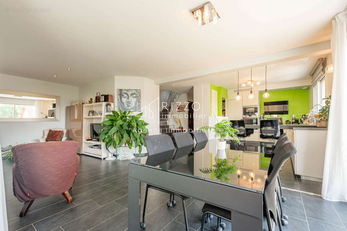 Maison sur sous sol complet - photo 2