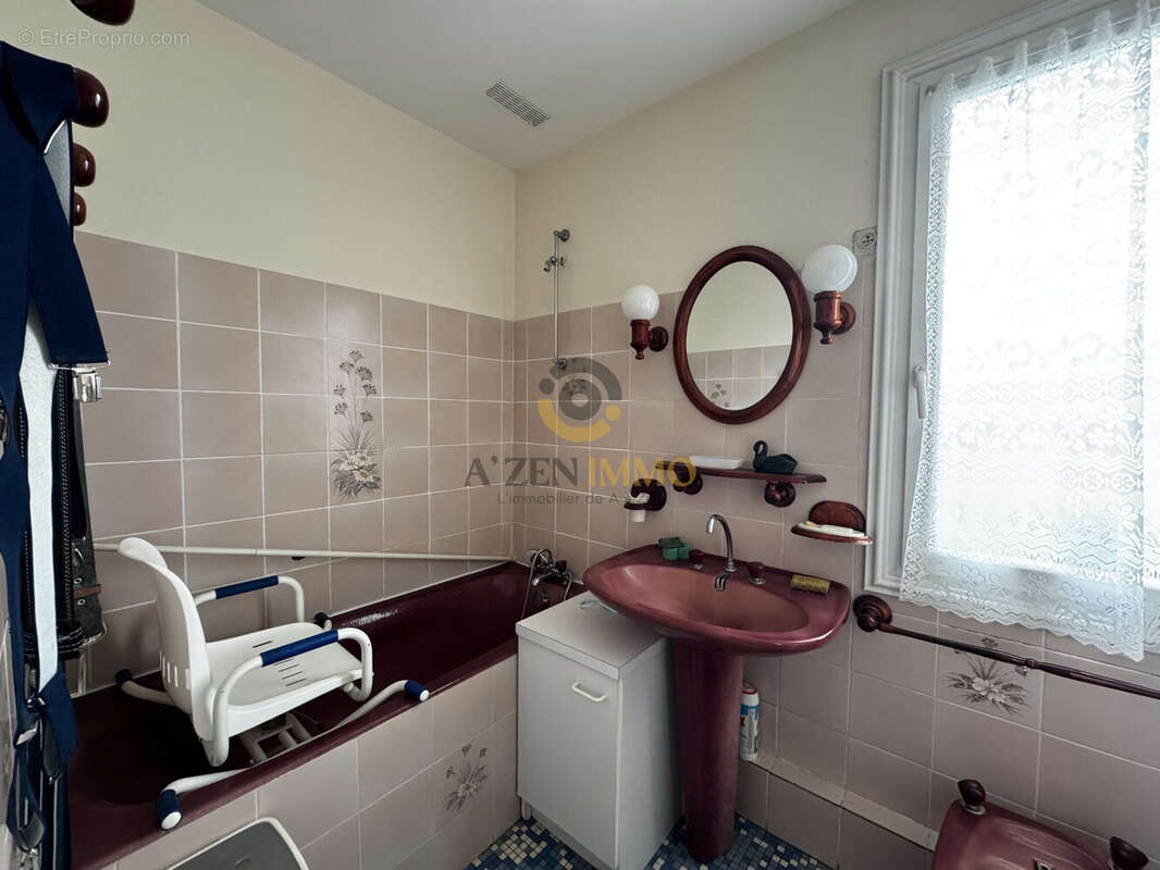 Maison à SECONDIGNY