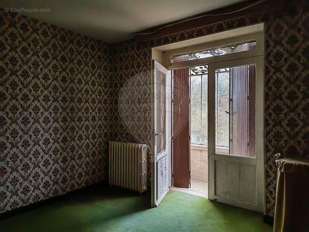 Maison à GIRY