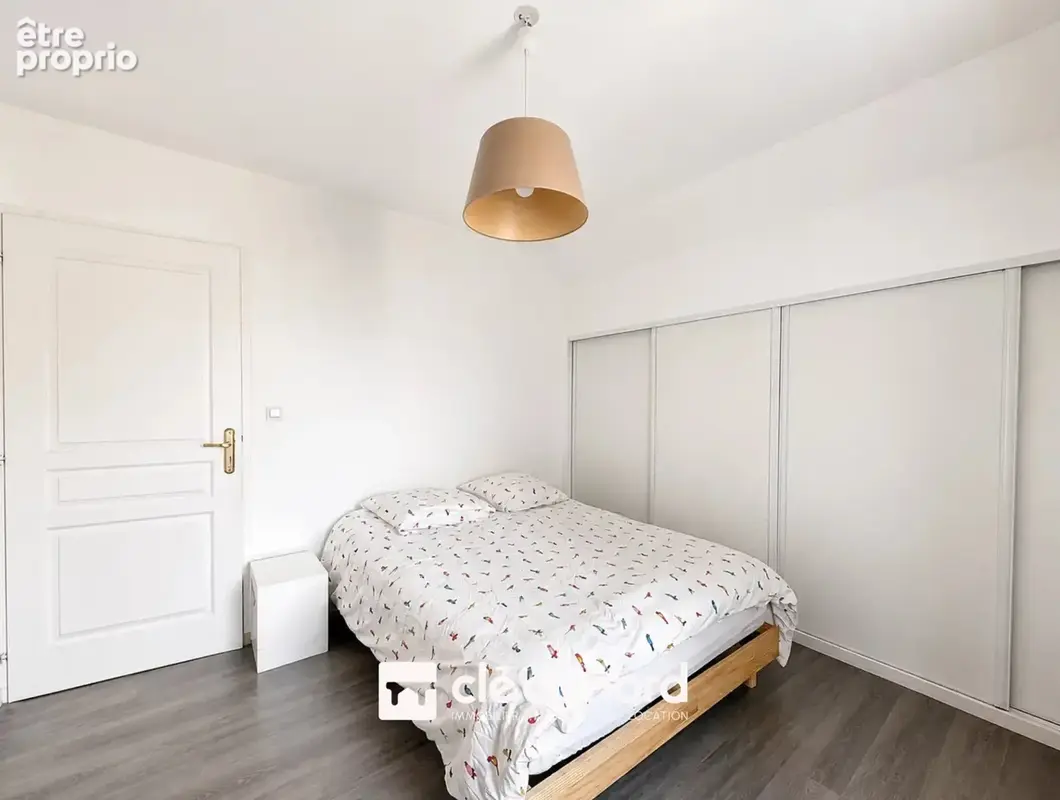 Maison individuelle de 2014 - 4 chambres - garage - jardin - parking - photo 7