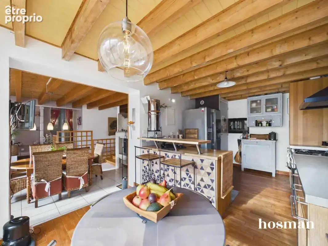 Chaleureuse maison familiale de 174 m² avec terrasse et jardin - Rue de Plaisance, Les Sorinières - photo 2