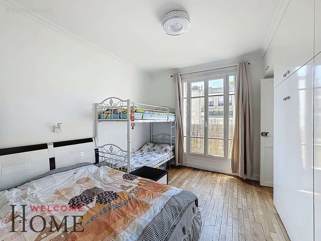 Appartement à LEVALLOIS-PERRET