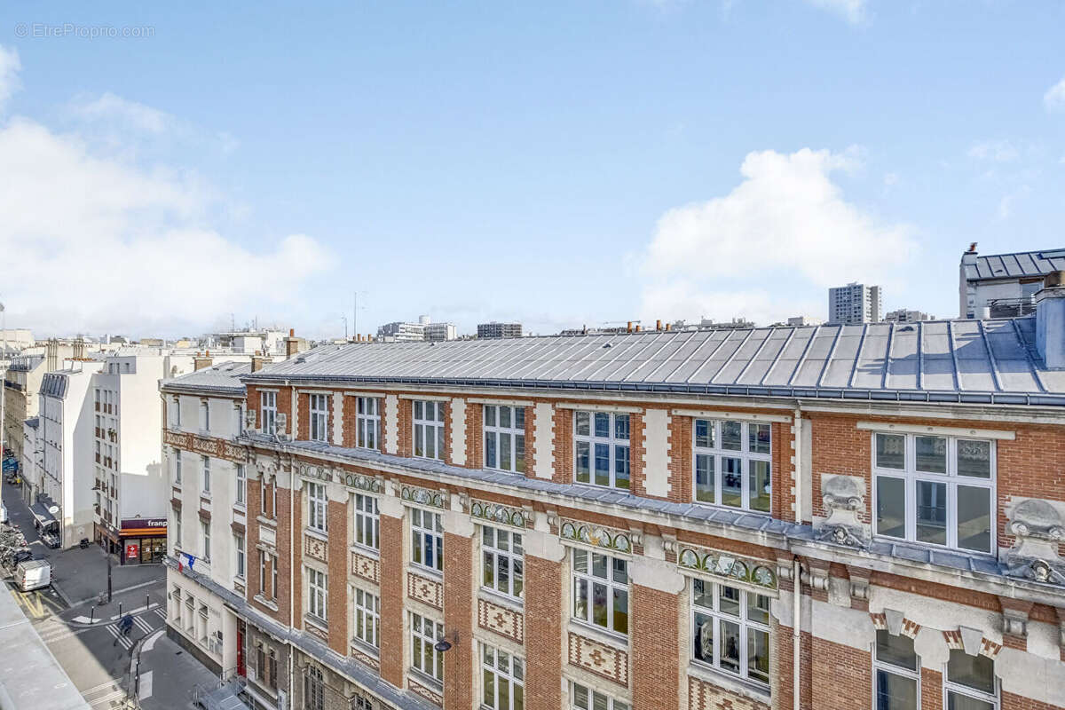 Appartement à PARIS-10E