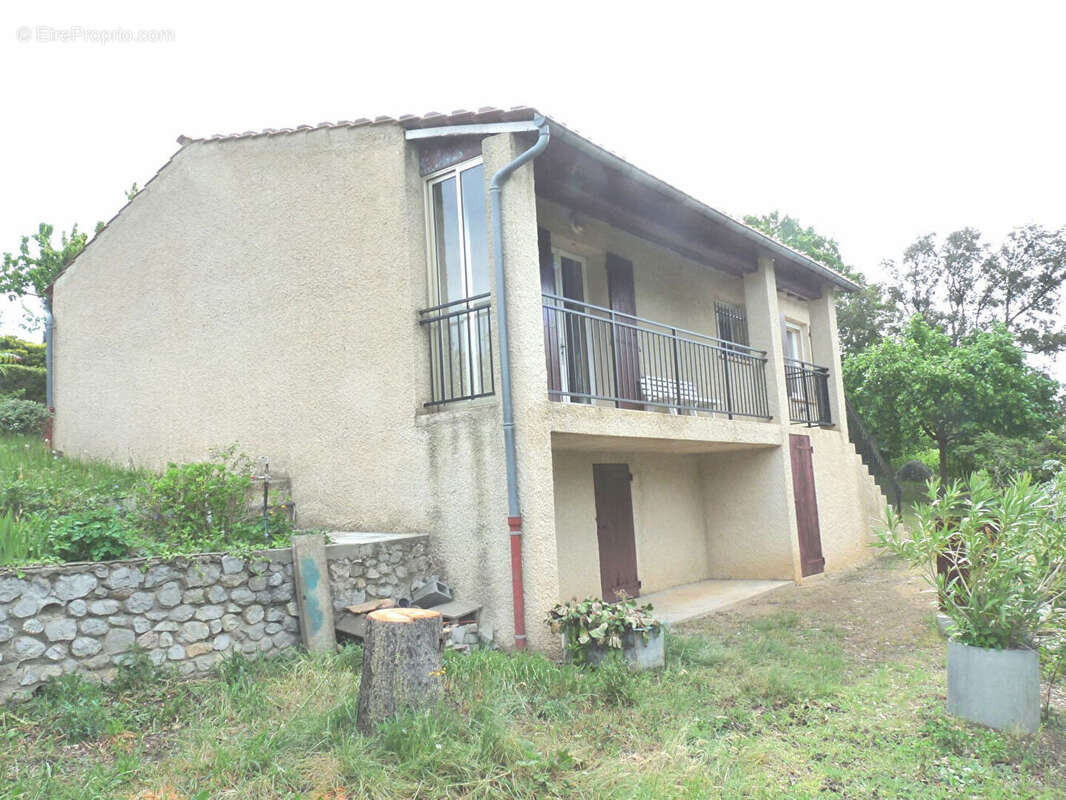 Maison à ENTREPIERRES