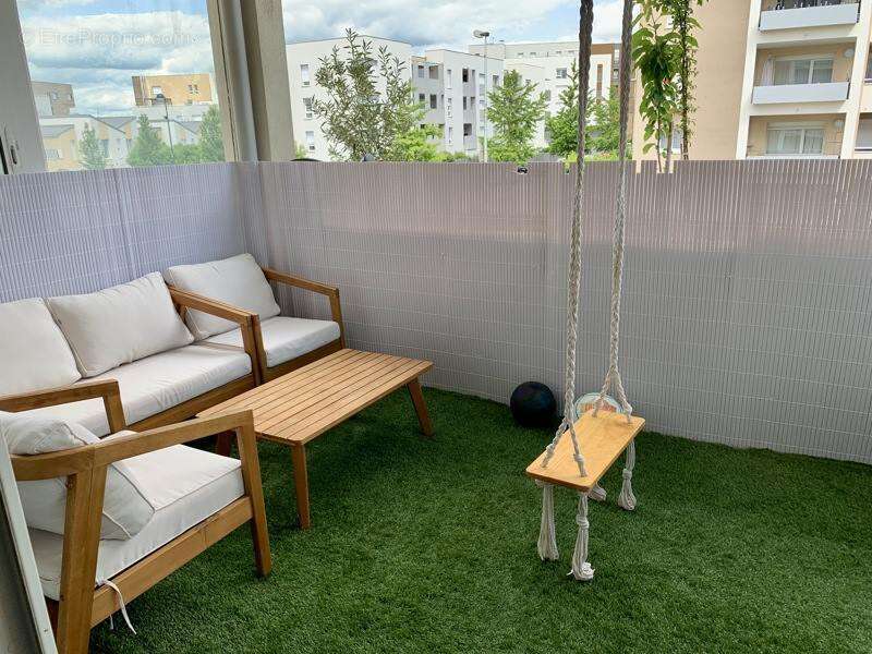 Appartement à L'ISLE-D'ABEAU