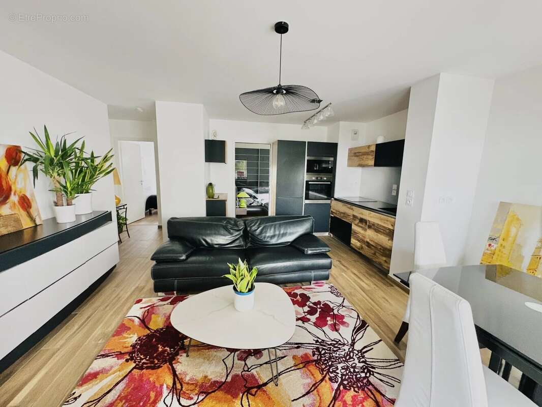 Appartement à LE BOURGET-DU-LAC