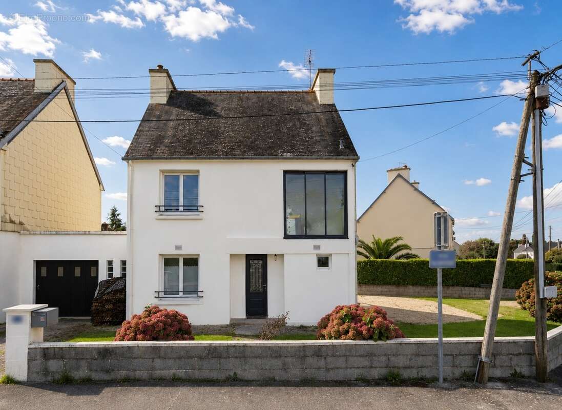 PONT-AVEN – Maison familiale rénovée, pensée pour évoluer jusqu’à 5 chambres - photo 24