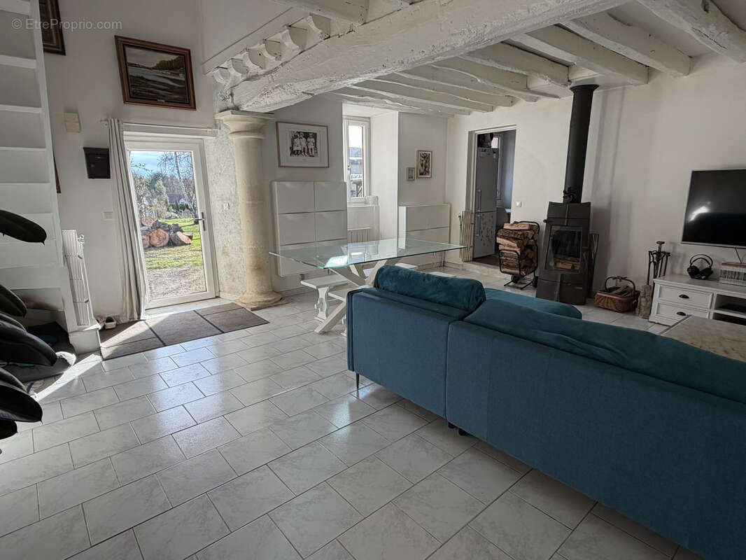 Maison à BAZAINVILLE