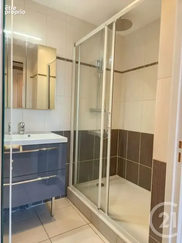 Appartement 4 pièces 70 m² à vendre à Villeurbanne (69100) - photo 10