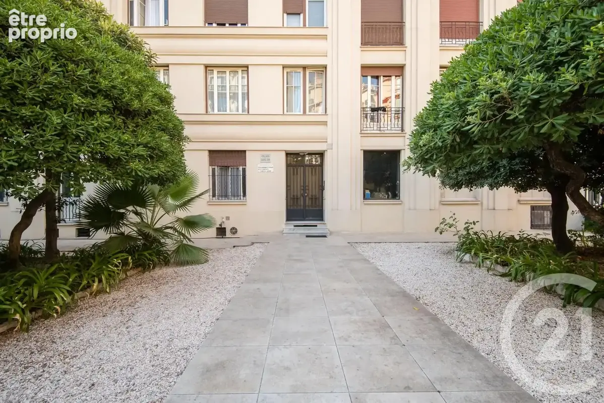 Appartement 69 m² à Nice  - photo 17