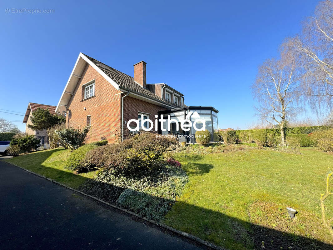 Maison à HENIN-BEAUMONT