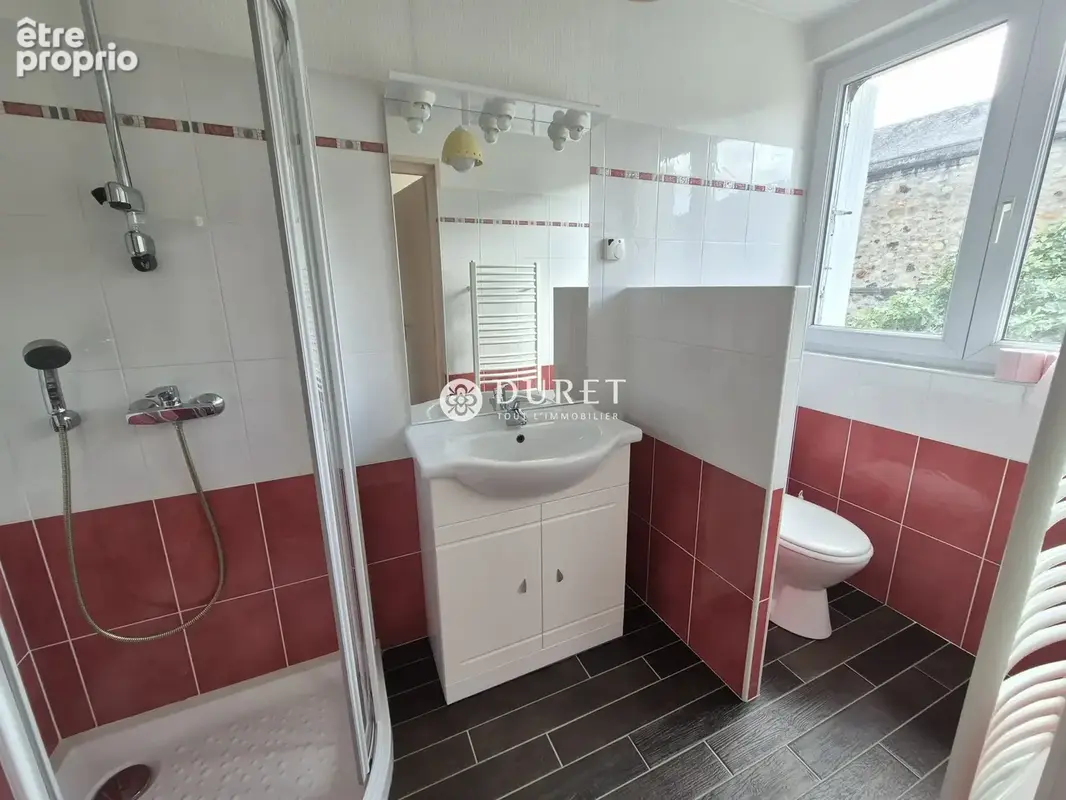 Maison 87 m² à La Roche-Sur-Yon  - photo 8